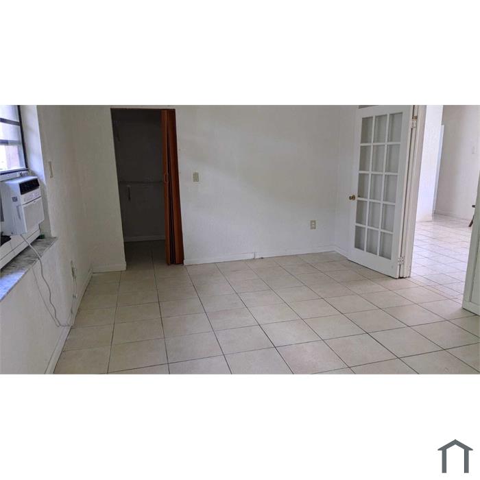 3055 NW 68th St