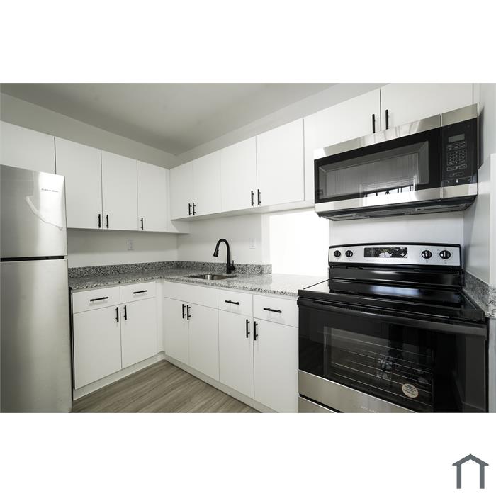Lakeshore Presidential Apartments