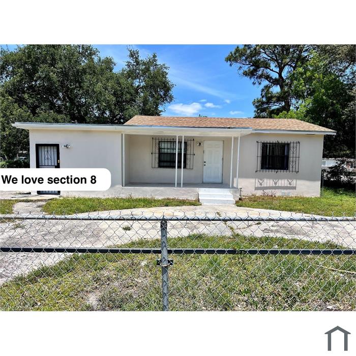 1801 NW 88th St