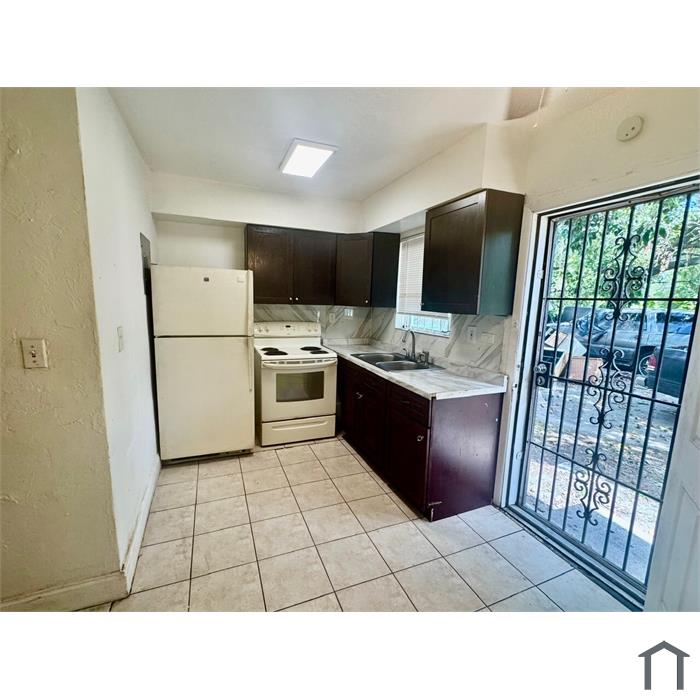 1625 NW 81st St