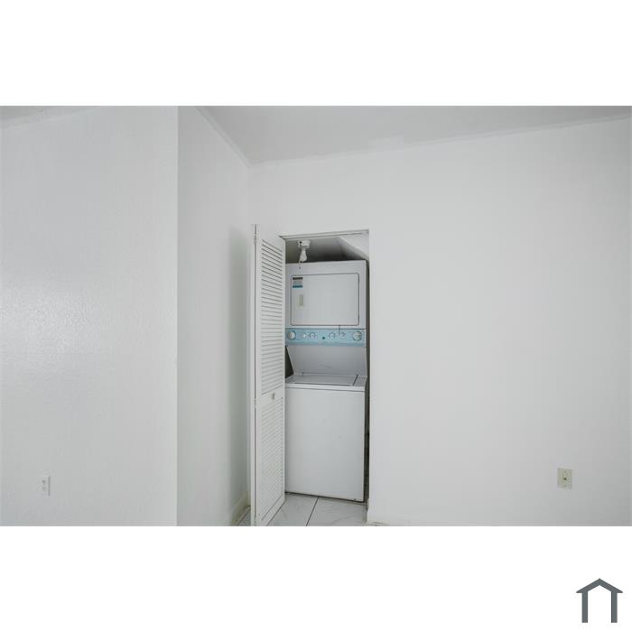 475 NW 83rd St