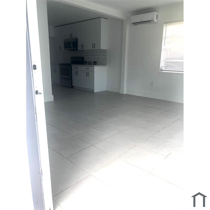 300 NW 97th St