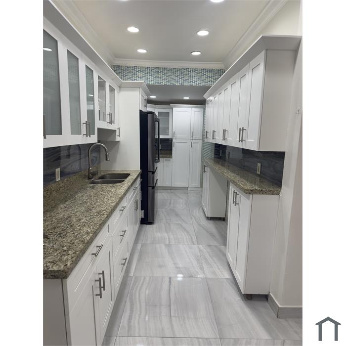 221 NW 75th St