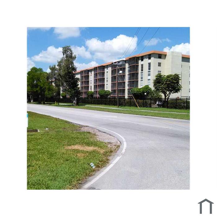 16950 W Dixie Hwy
