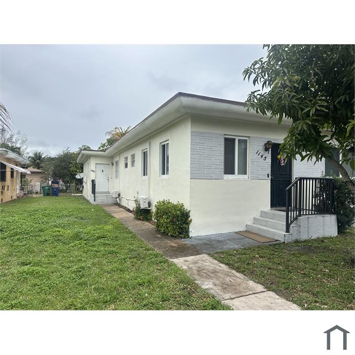 1147 NE 113th St