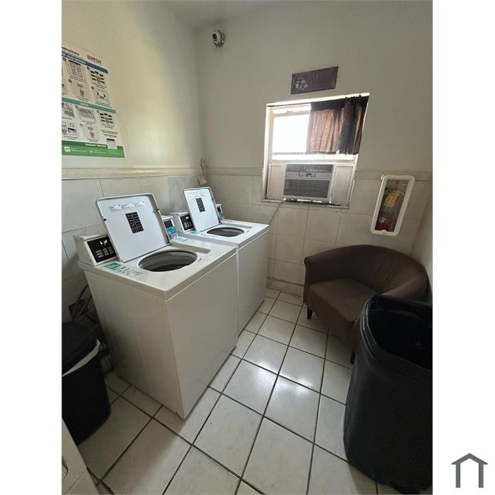 12215 W Dixie Hwy