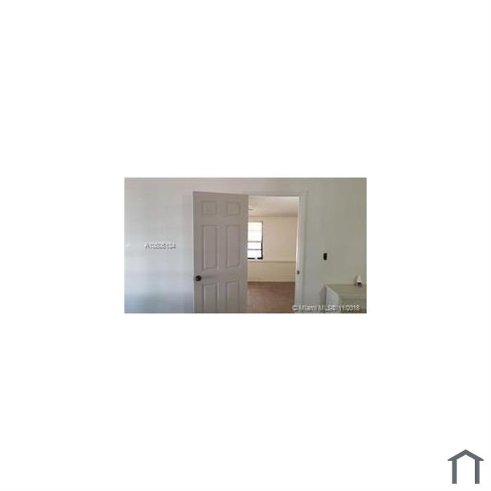 17690 NE 5th Ct