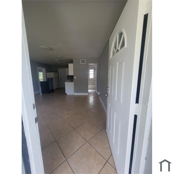 12201 NW 21st Ct