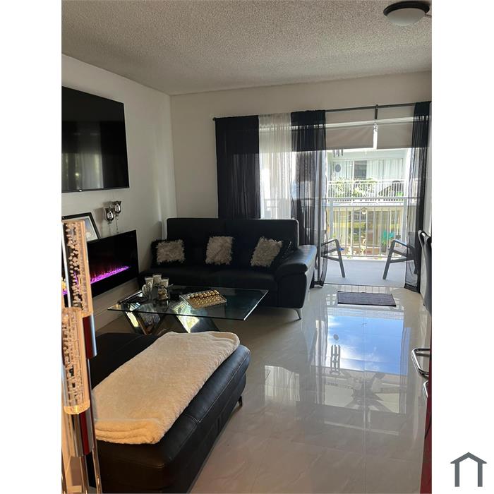 9375 Fontainebleau Blvd