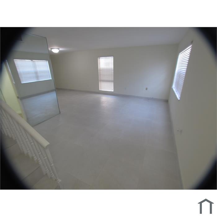 20 SW 108th Ave