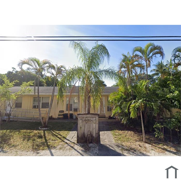 1044 NE 16th Ter