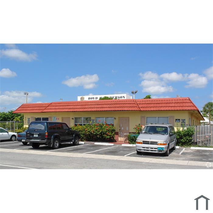 4070 NW 30th Ter