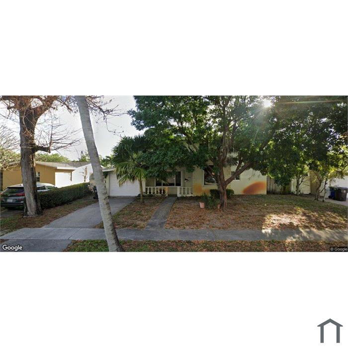 3996 NW 38th Ter