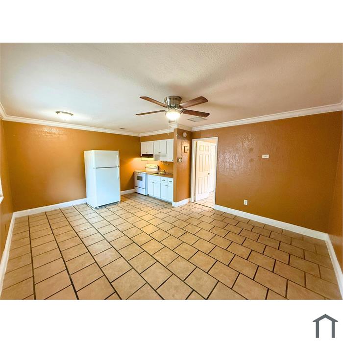 95 NW 39th St