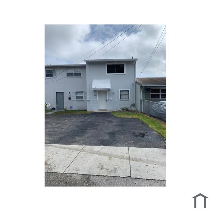 958 NW 24th Ave