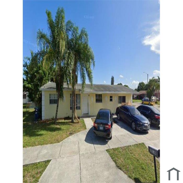 3560 NW 18th Ct