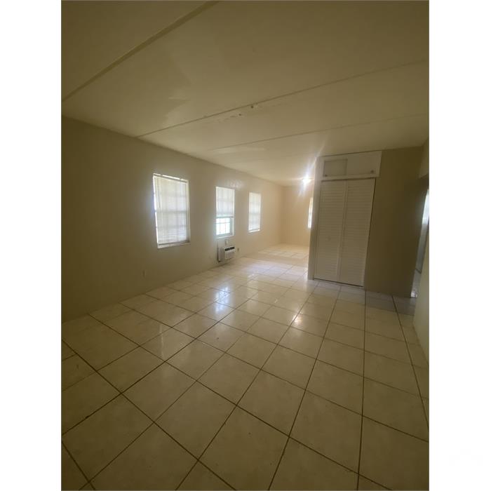 1401 NW 3rd Ct
