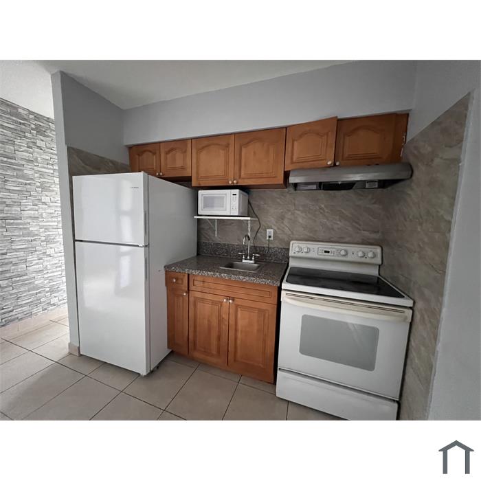 100 NW 30th Ave