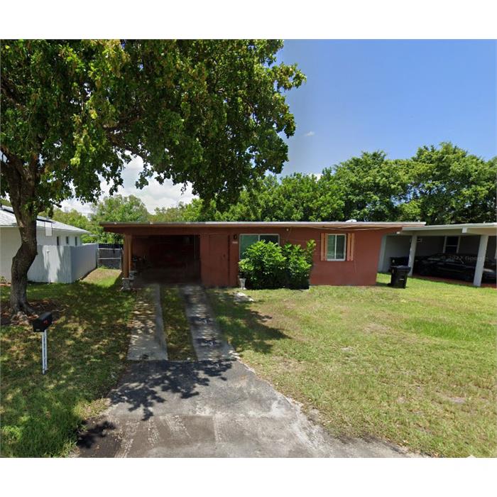1421 NW 3rd St
