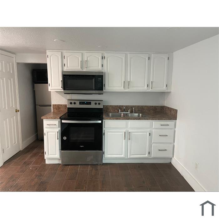 1544 NW 15th Ter