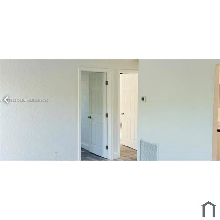 1810 NW 9th St