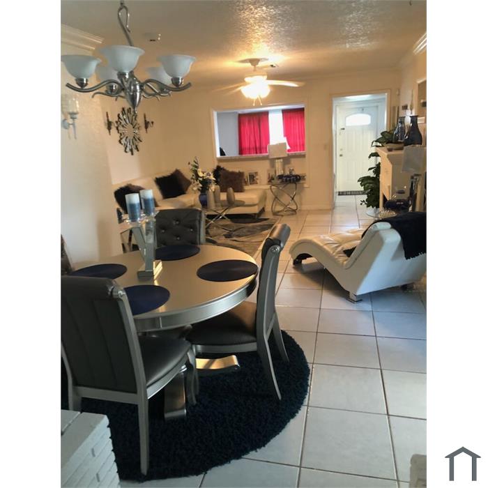 3701 NW 9th Ct