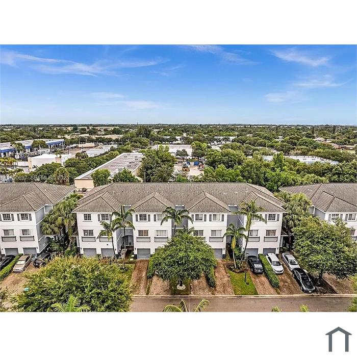 3504 NW 14th Ct