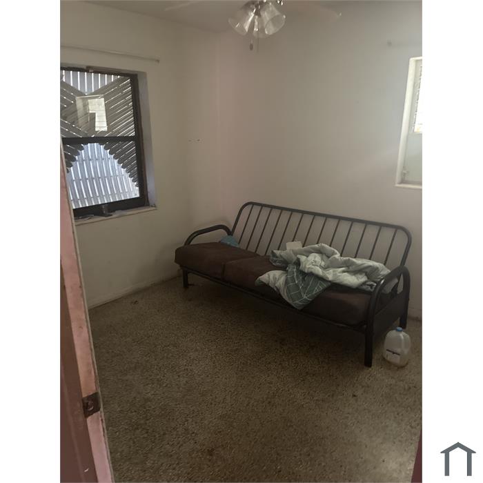 1119 NW 11th Ct