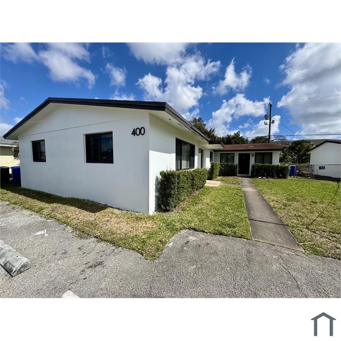 400 SW 27th Ter
