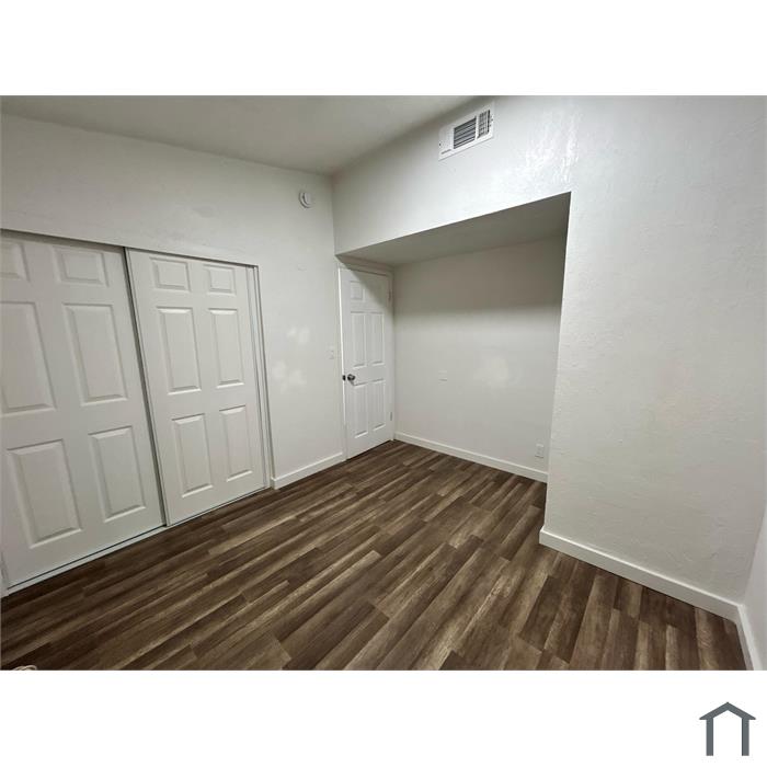 417 SW 25th Ter