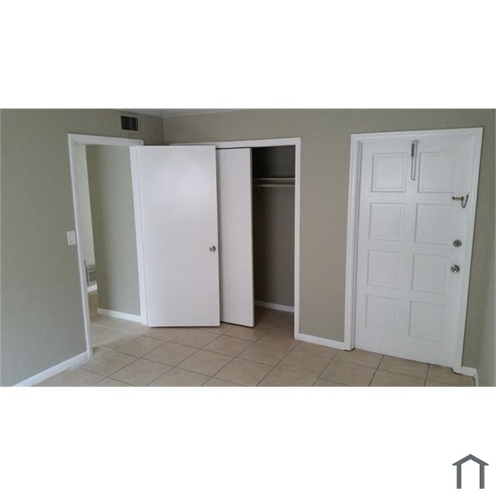 5900 NW 16th Pl