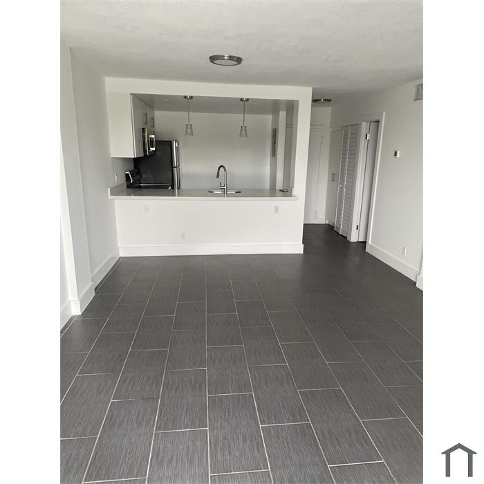 2904 NW 60th Ter