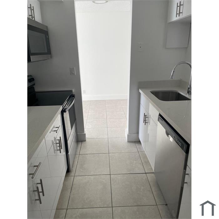 2801 NW 60th Ave