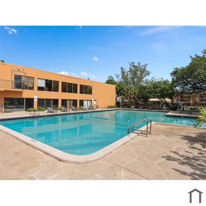 4200 NW 19th St