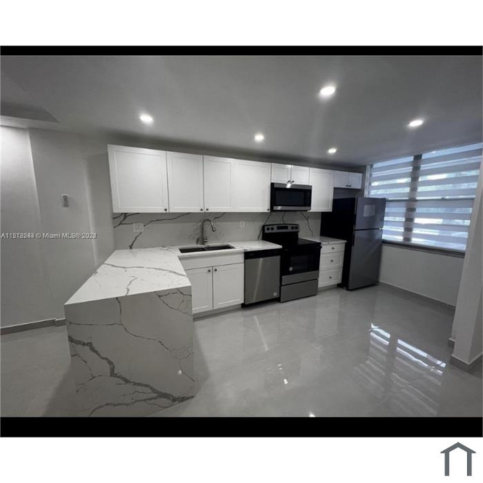 2600 NW 49th Ave