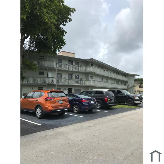 5420 NW 11th St