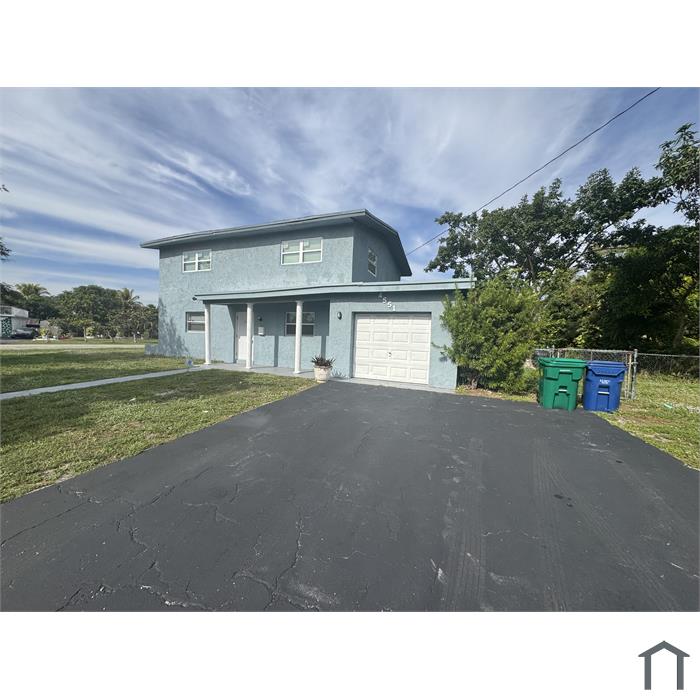 4551 NW 12th St