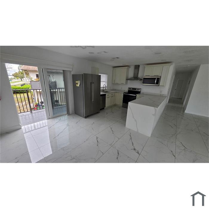 1848 NW 55th Ave