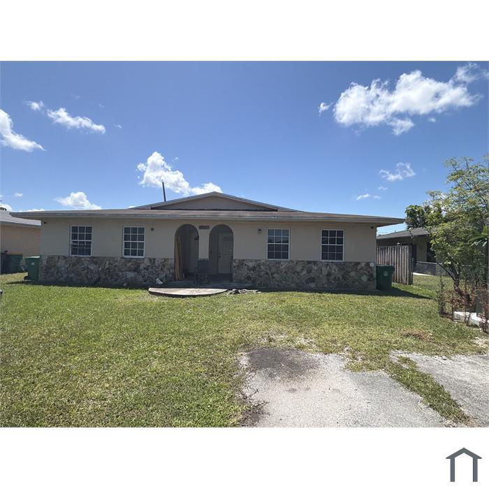 4641 SW 43rd Ter