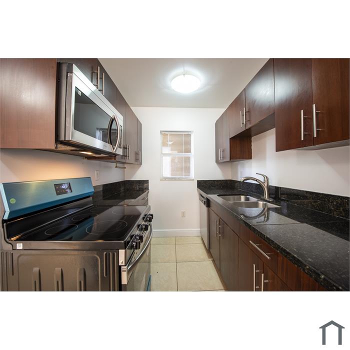 4137 Stirling Rd