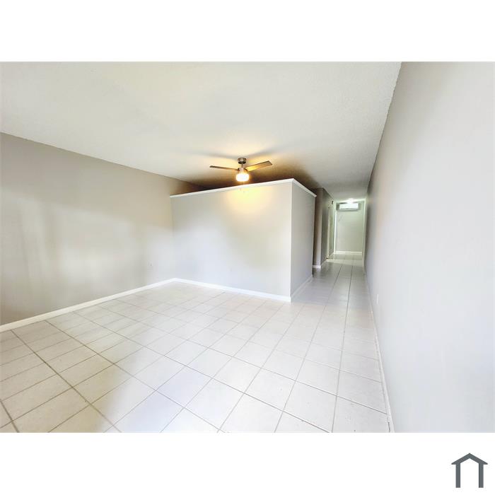 335 SW 20th St