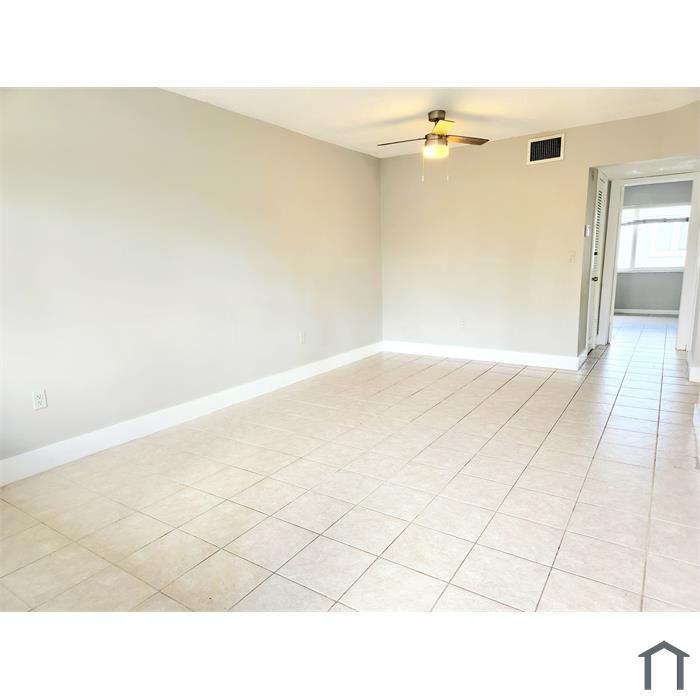 335 SW 20th St