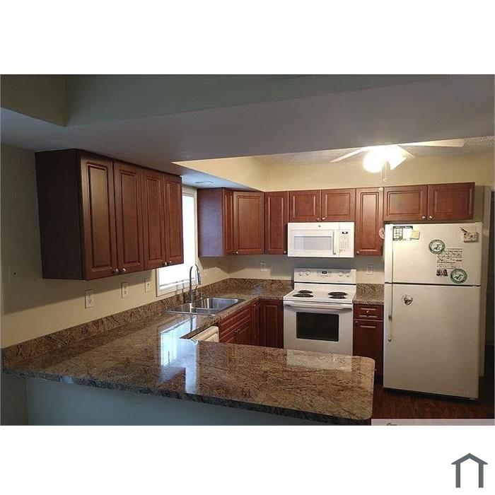 1600 SW 44th Ave