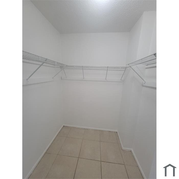 551 NW 42nd Ave