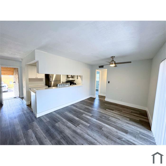 4423 Treehouse Ln