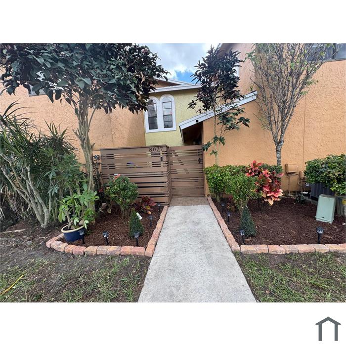 8077 NW 71st Ct