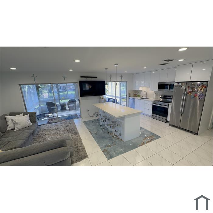 9590 NW 24th Pl