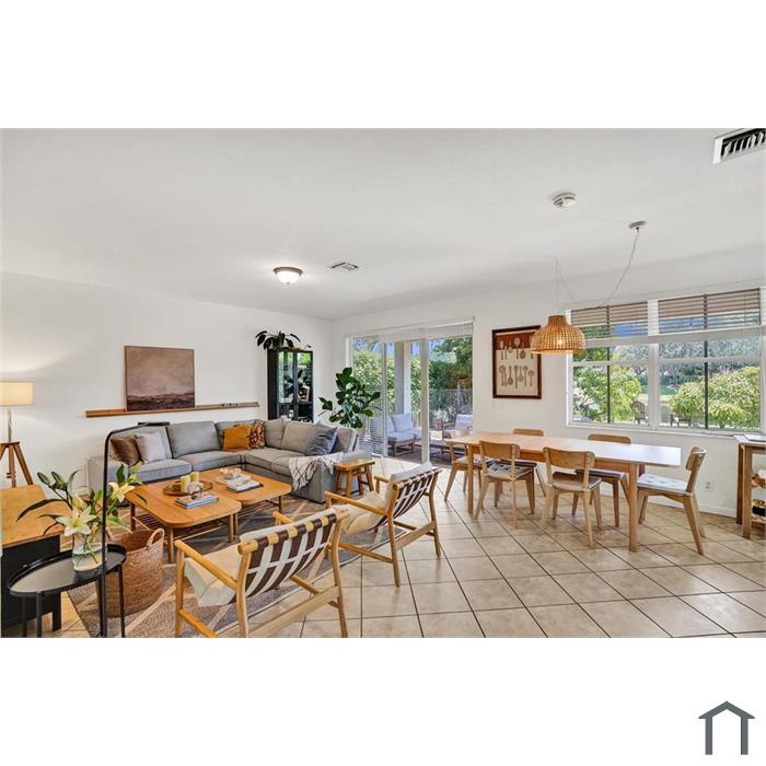 736 Tulip Cir