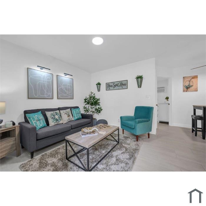 River Oaks Apartments