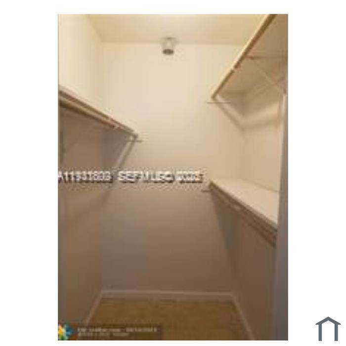 4051 NE 13th Ave